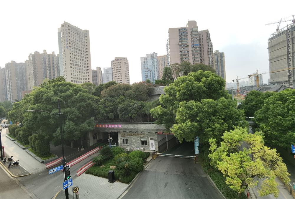 黃浦垃圾中轉(zhuǎn)站大門外景(1)